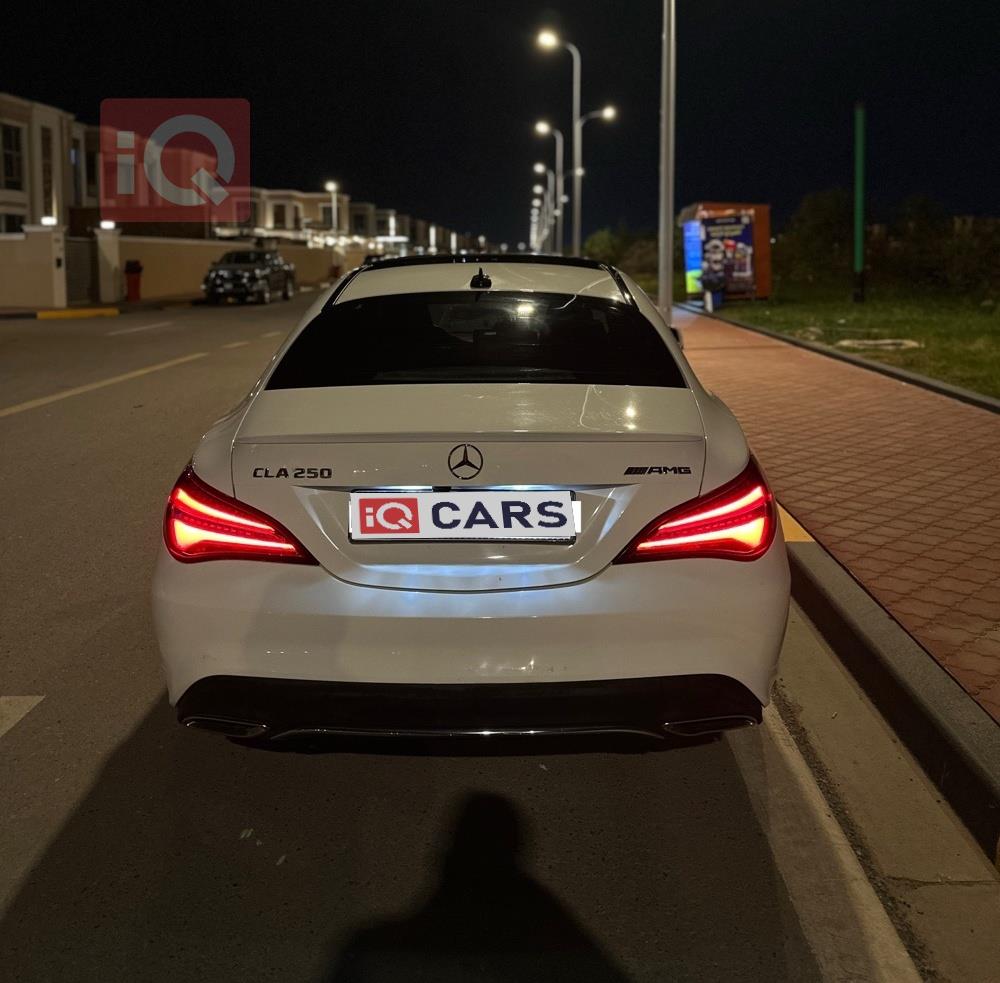 Mercedes-Benz CLA